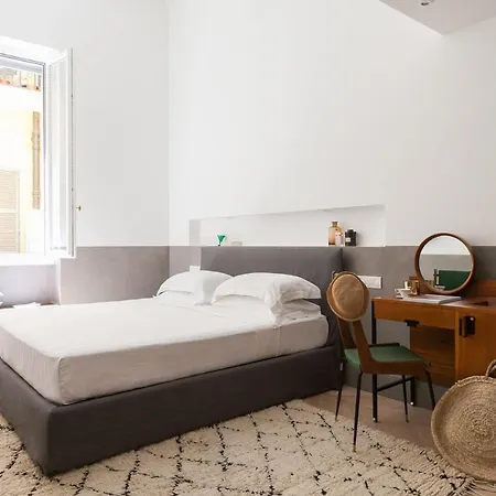 Via Della Vetrina Ii By Onefinestay 아파트