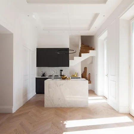 Via Della Vetrina Ii By Onefinestay * 로마